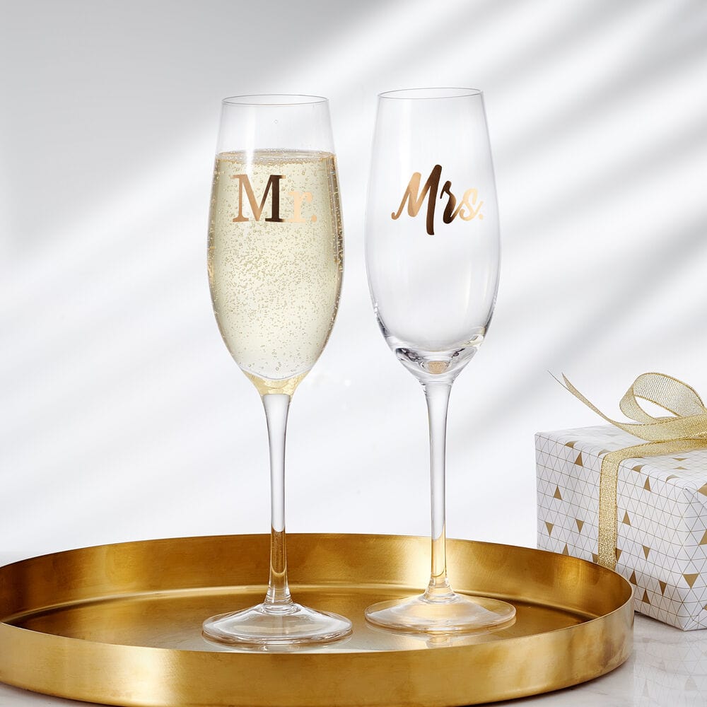 Mr. and Mrs. Set of 2 Champagne Toasting Flute Glasses - Image 3