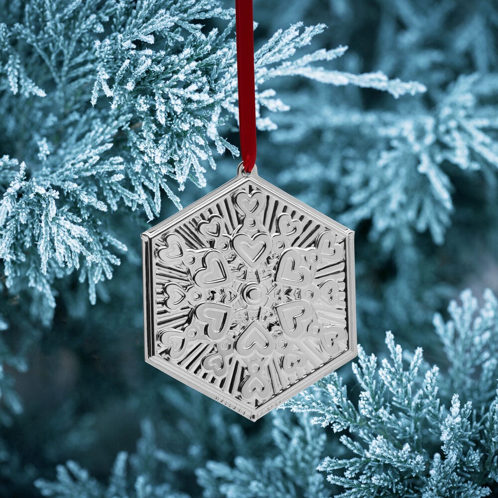 2024 Silver Plate Snowflake Ornament 4th Edition - Image 2