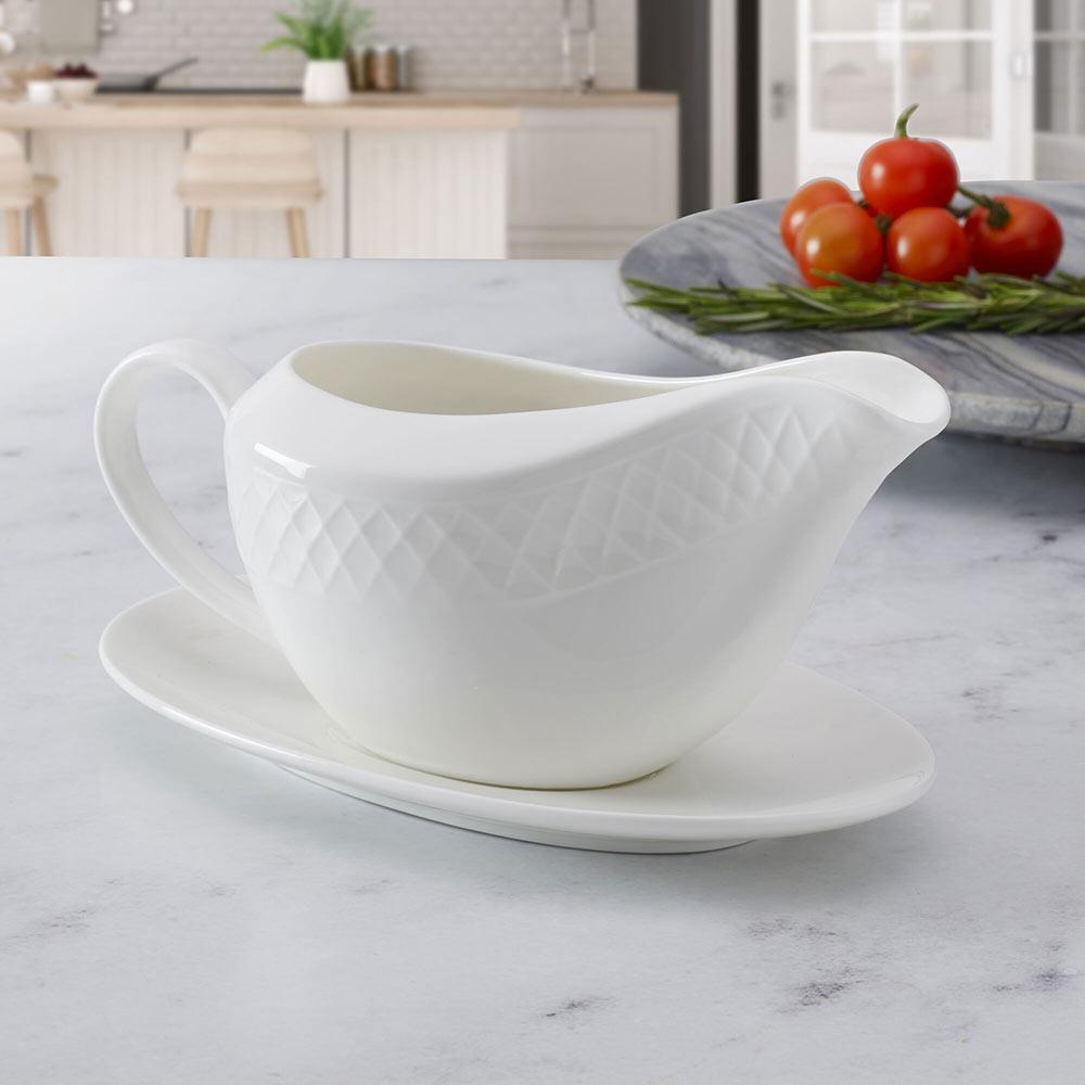 Trellis White Gravy Boat with Stand - Image 2